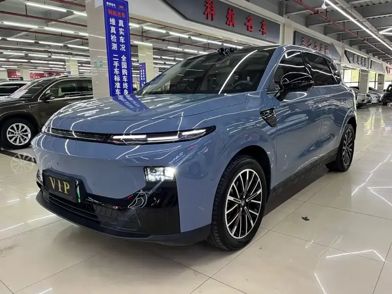 Leapmotor B10, 2025