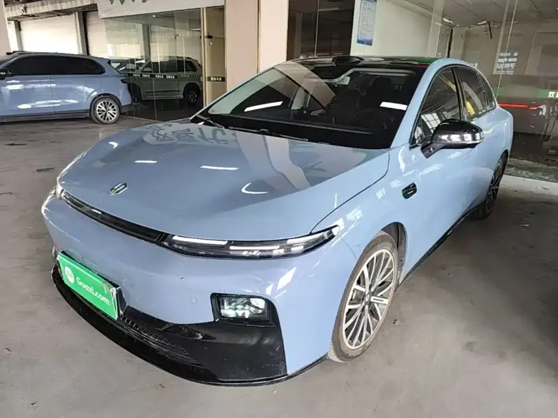 Leapmotor B01, 2025