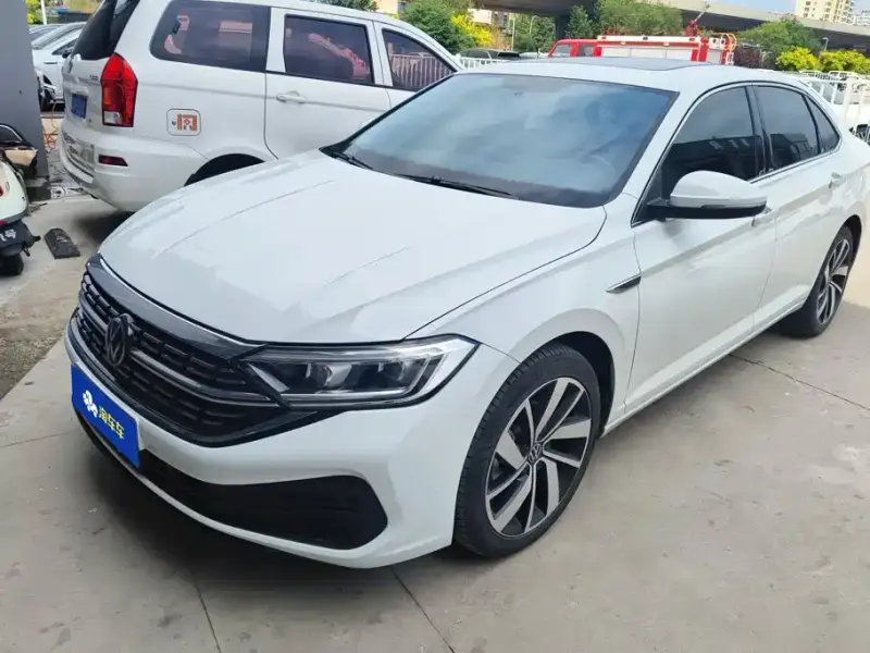 Volkswagen Sagitar, 2025