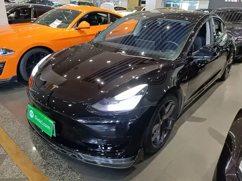 Tesla Model 3, 2021