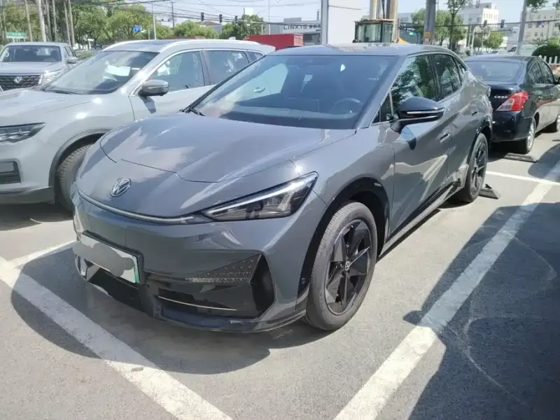 Volkswagen 06, 2025