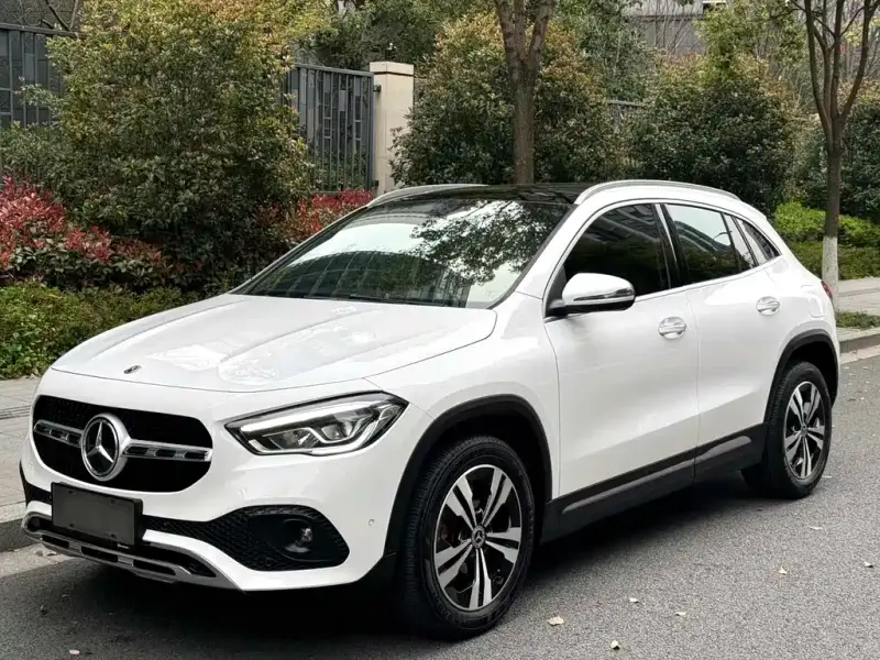 Mercedes-Benz GLA, 2020 — фото 1