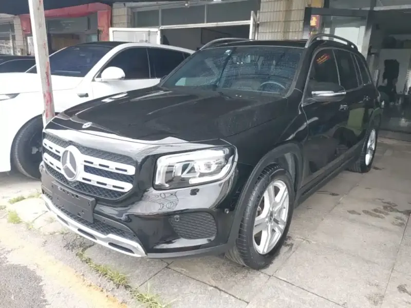 Mercedes-Benz GLB, 2020
