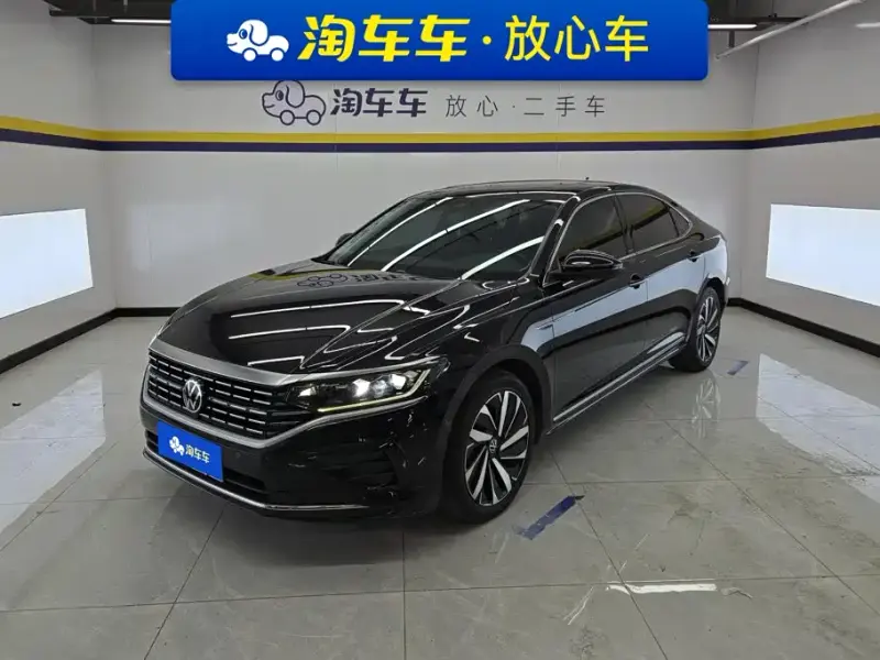 Volkswagen Passat, 2022
