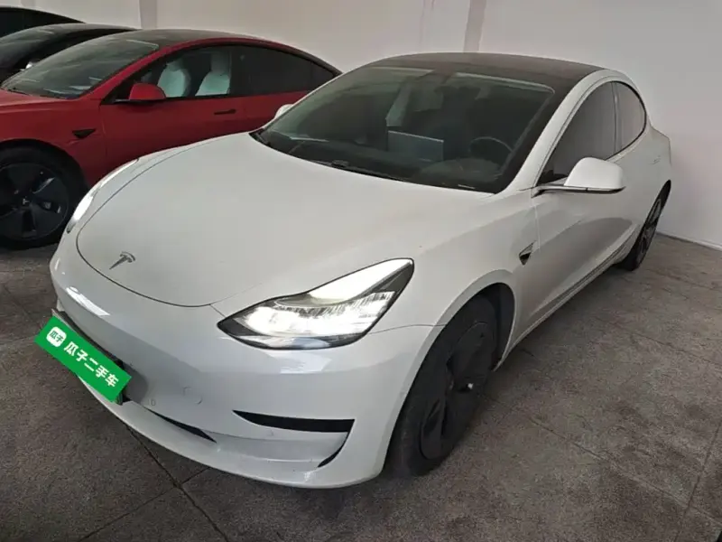 Tesla Model 3, 2020