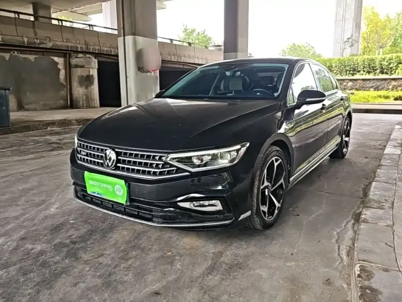 Volkswagen Magotan, 2023