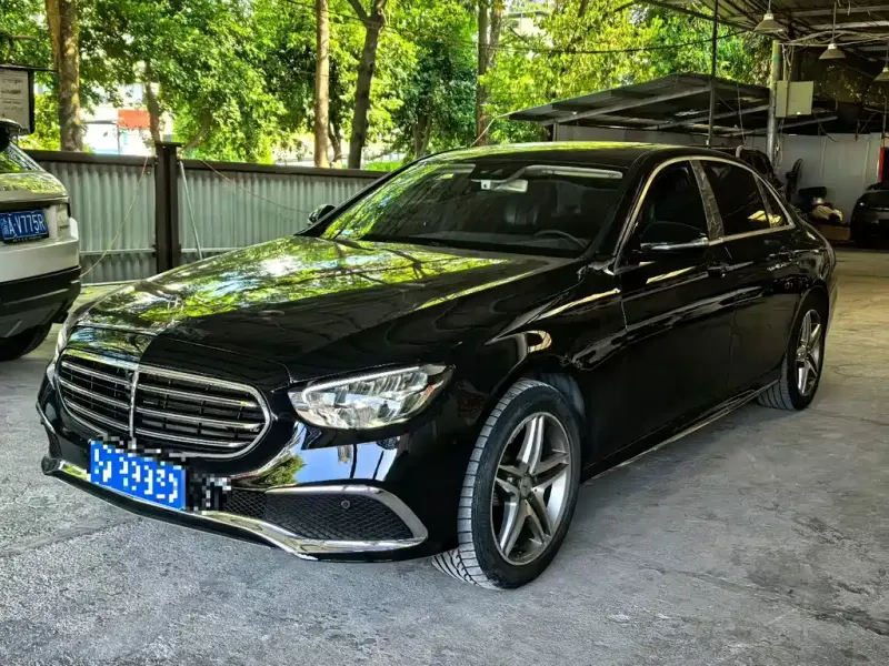 Mercedes-Benz E-Class, 2017 — фото 1