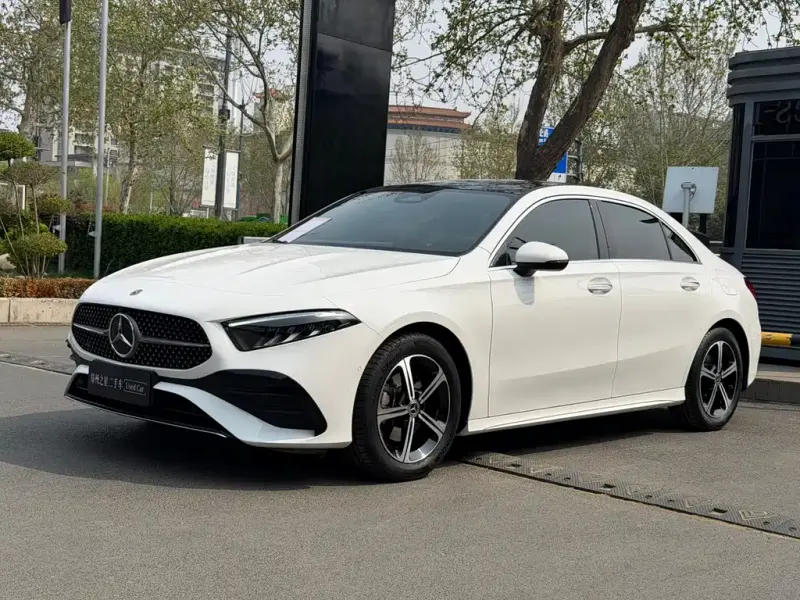 Mercedes-Benz A-Class, 2023 — фото 1