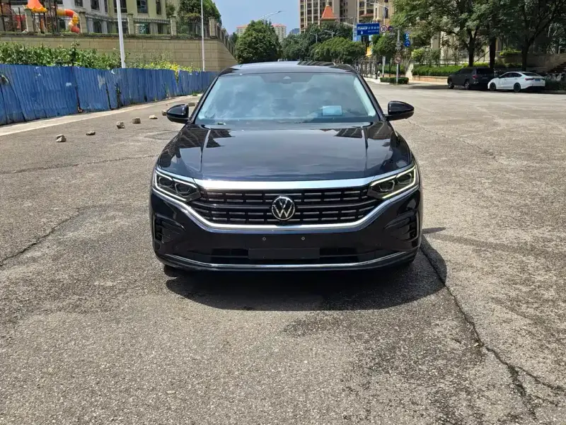 Volkswagen Passat, 2023