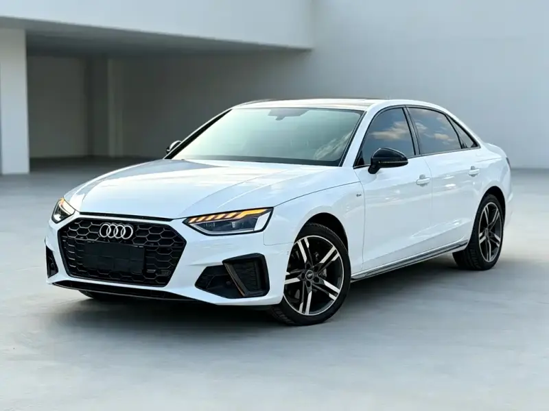 Audi A4L, 2022 — фото 1