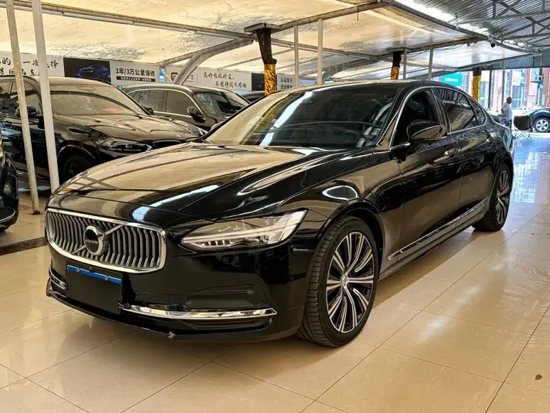 Volvo S90, 2022