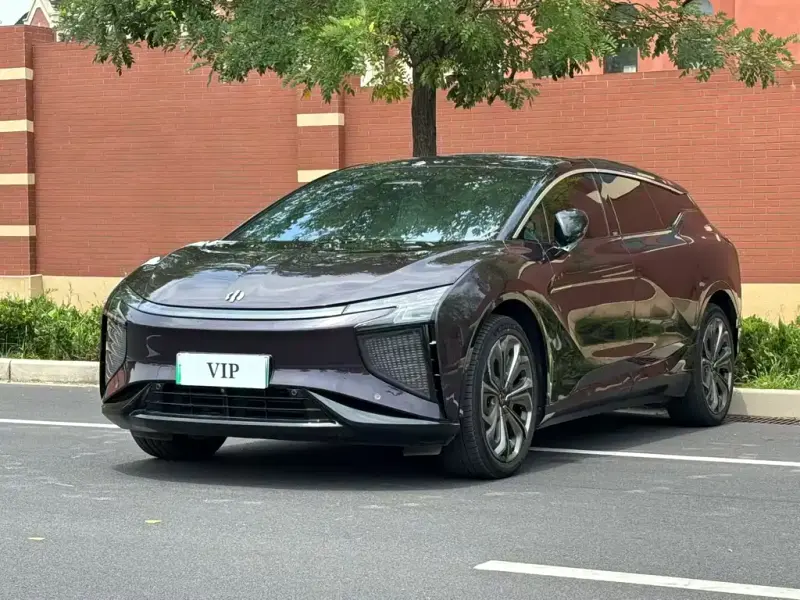 HiPhi X, 2022