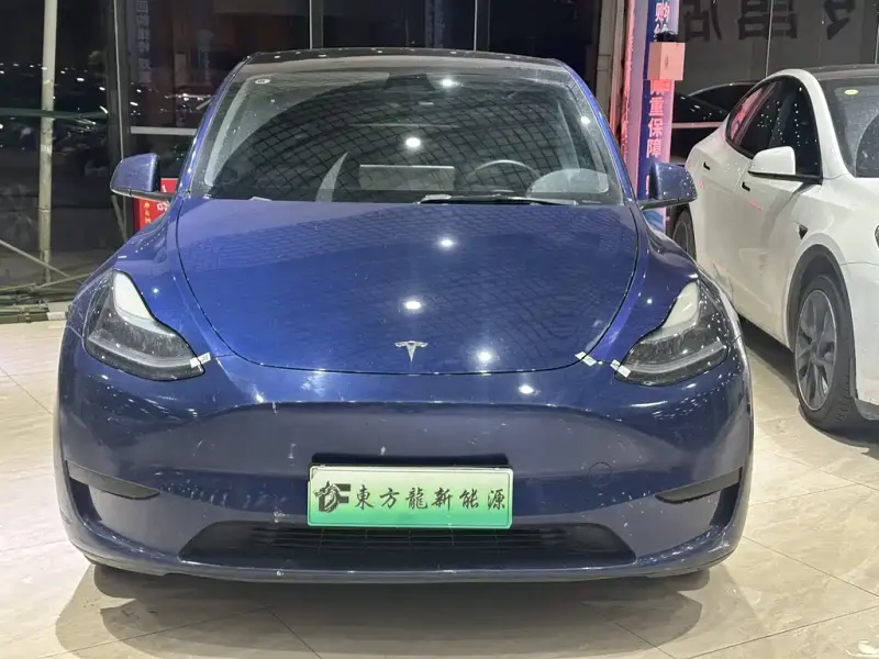 Tesla Model Y, 2023
