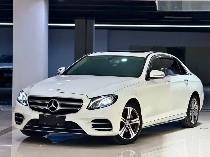 Mercedes-Benz E-Class, 2018 — фото 1