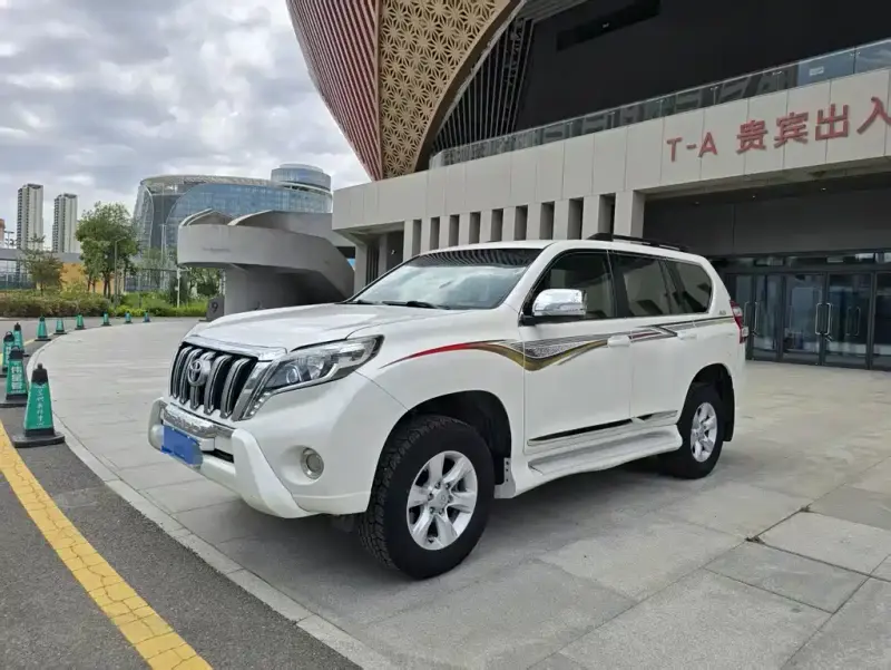 Toyota Prado (Import), 2012 — фото 1