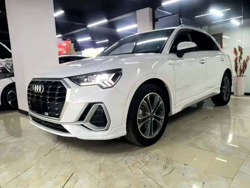 Audi Q3, 2022