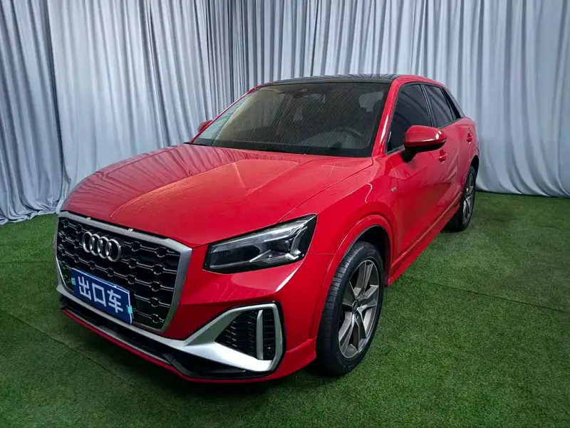 Audi Q2L, 2021