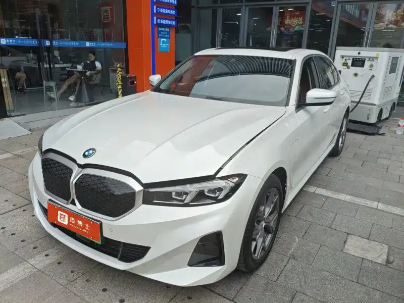 BMW i3, 2025