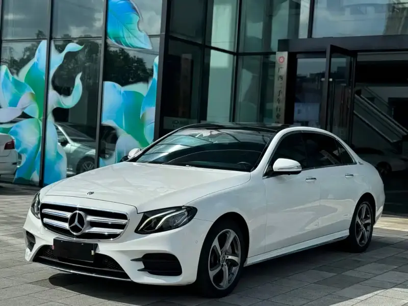 Mercedes-Benz E-Class, 2018 — фото 1