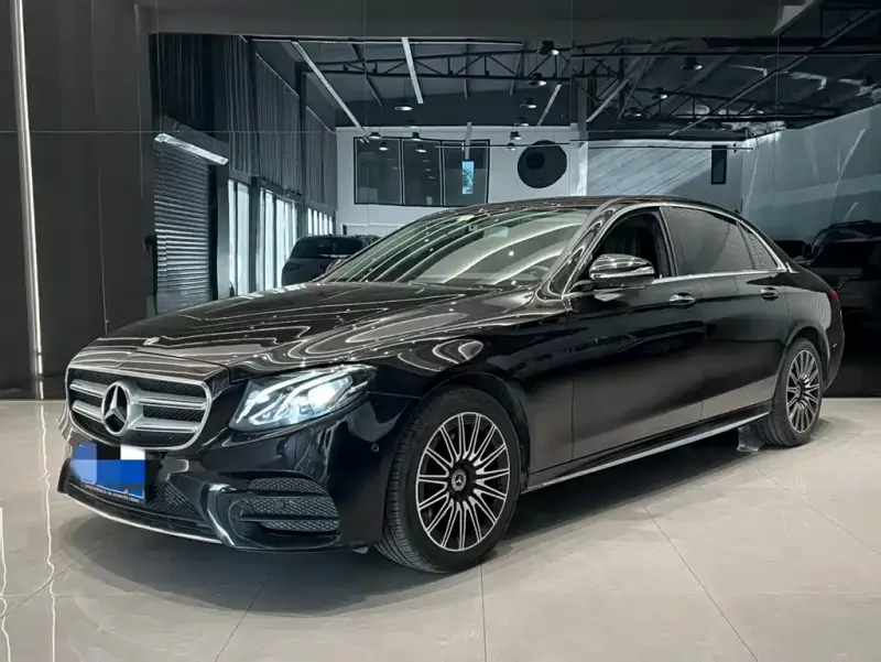 Mercedes-Benz E-Class, 2018 — фото 1