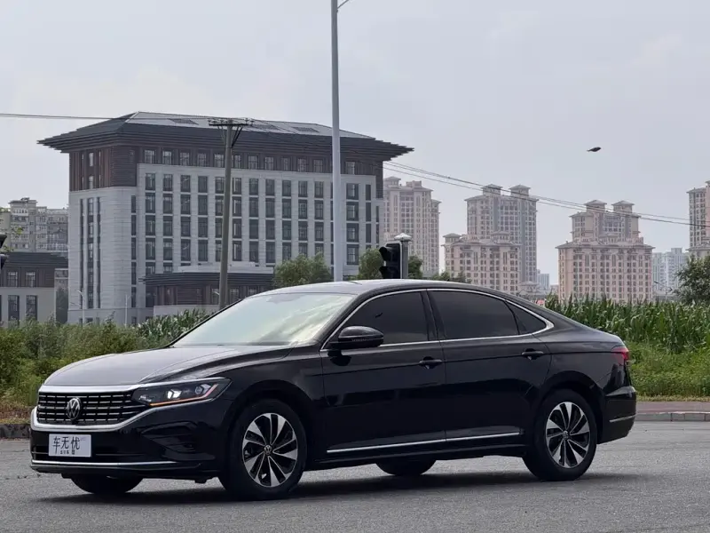 Volkswagen Passat, 2023