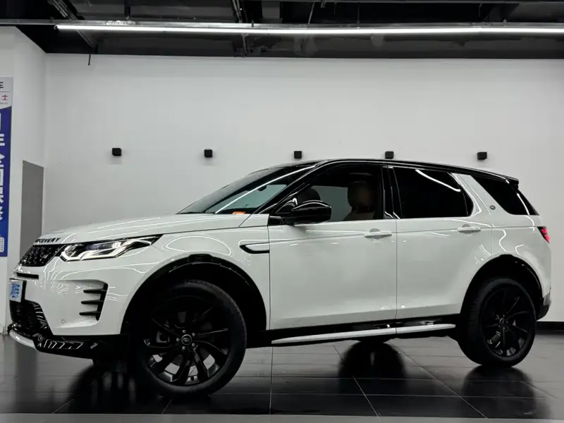 Land Rover Discovery Sport, 2023