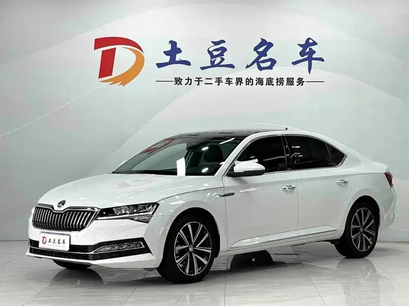 Skoda Superb, 2023