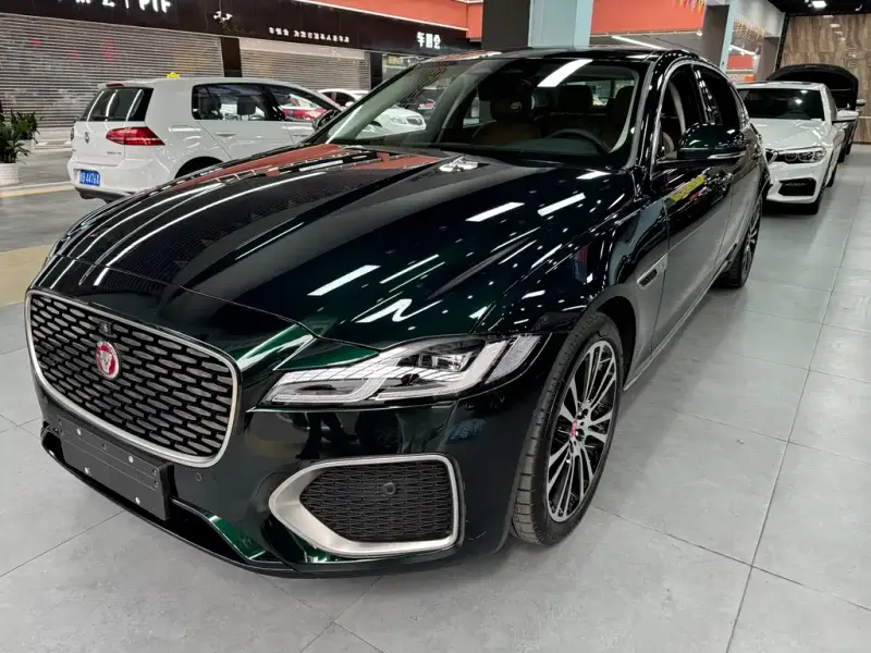 Jaguar XFL, 2024 — фото 1