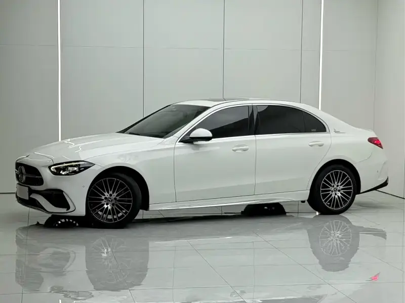 Mercedes-Benz C-Class, 2022 — фото 1