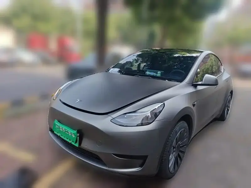 Tesla Model Y, 2023