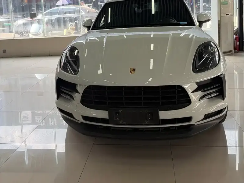 Porsche Macan, 2019 — фото 1