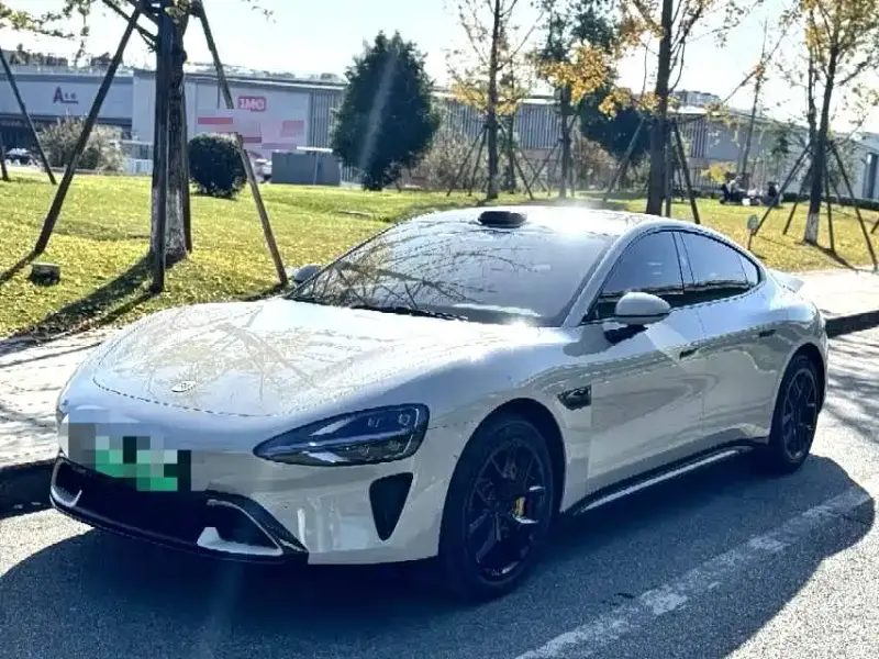 Xiaomi SU7, 2025