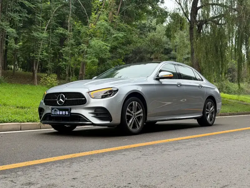 Mercedes-Benz E-Class, 2020 — фото 1