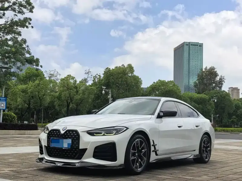 BMW 4 Series, 2022
