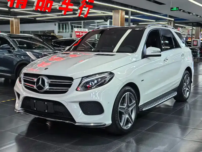 Mercedes-Benz GLE( ), 2019 — фото 1