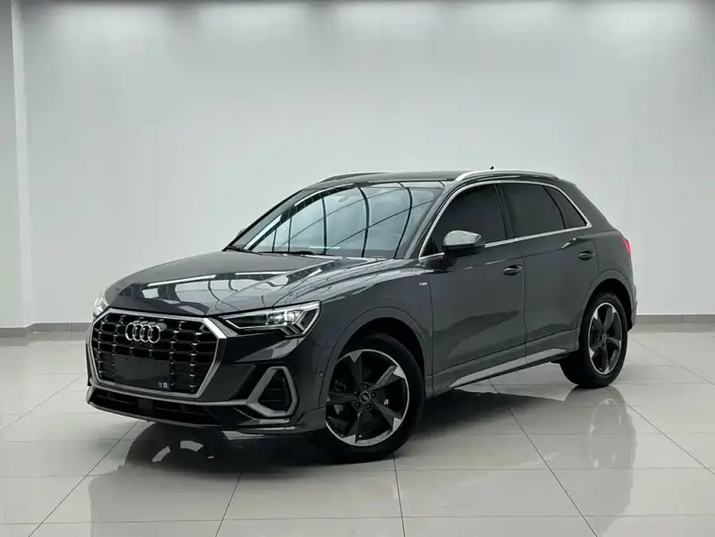 Audi Q3, 2023