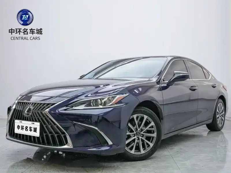 Lexus ES, 2024