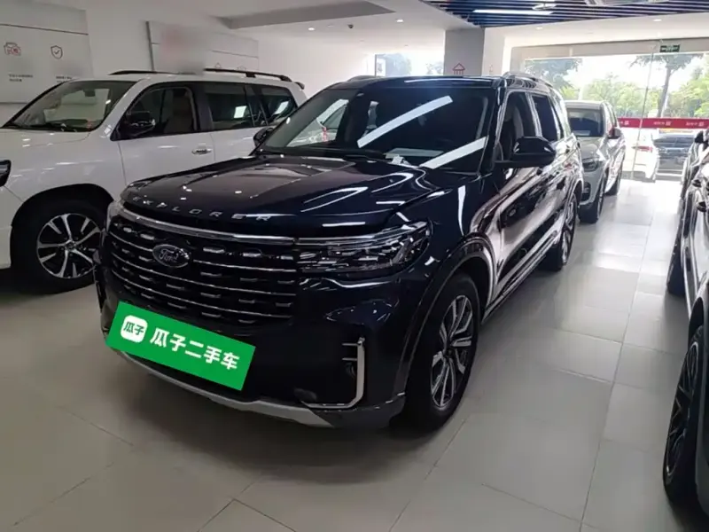 Ford Explorer, 2022