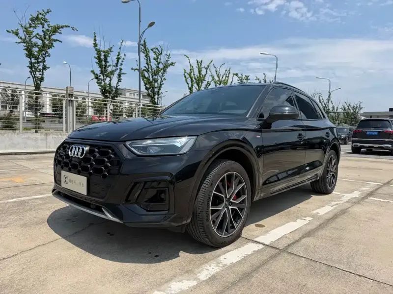 Audi Q5L, 2024
