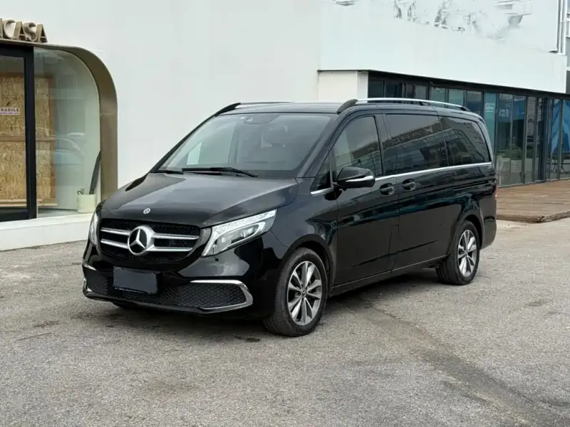 Mercedes-Benz V-Class, 2022 — фото 1