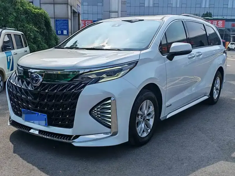 Toyota Granvia, 2024