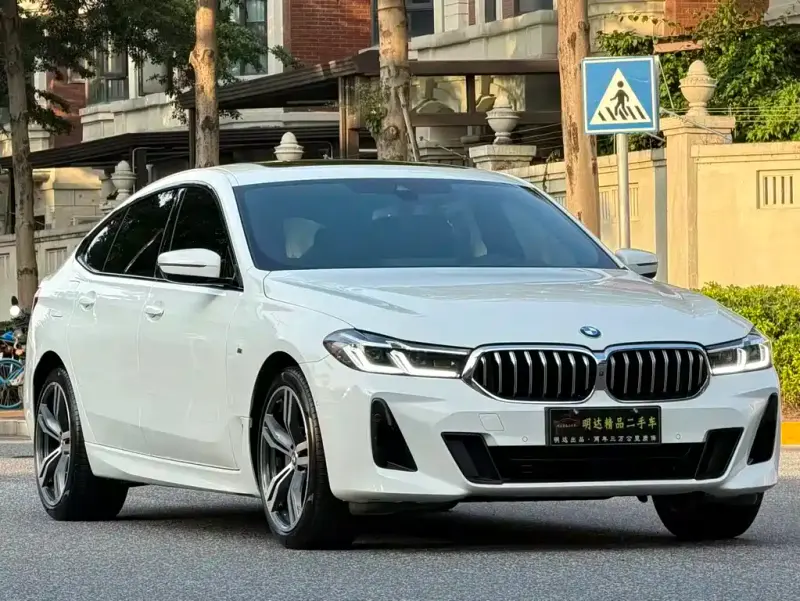 BMW 6 Series GT, 2023