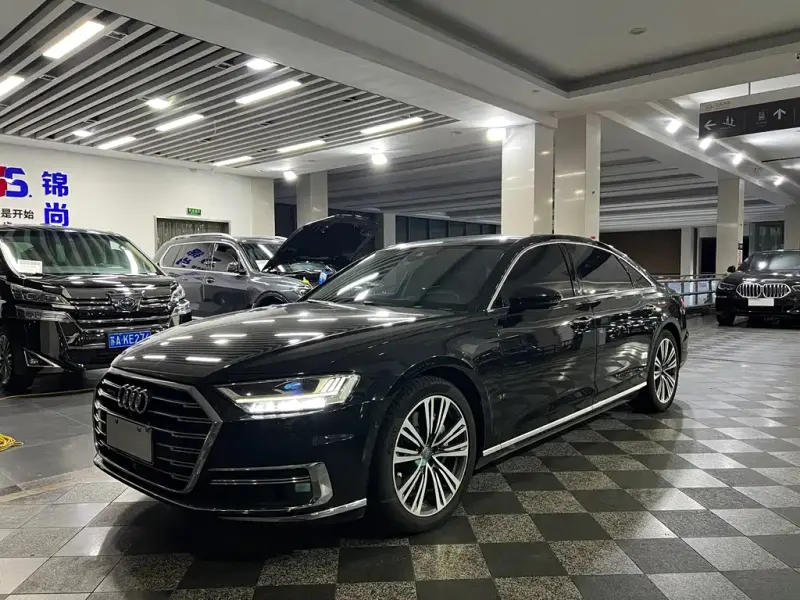 Audi A8, 2018 — фото 1