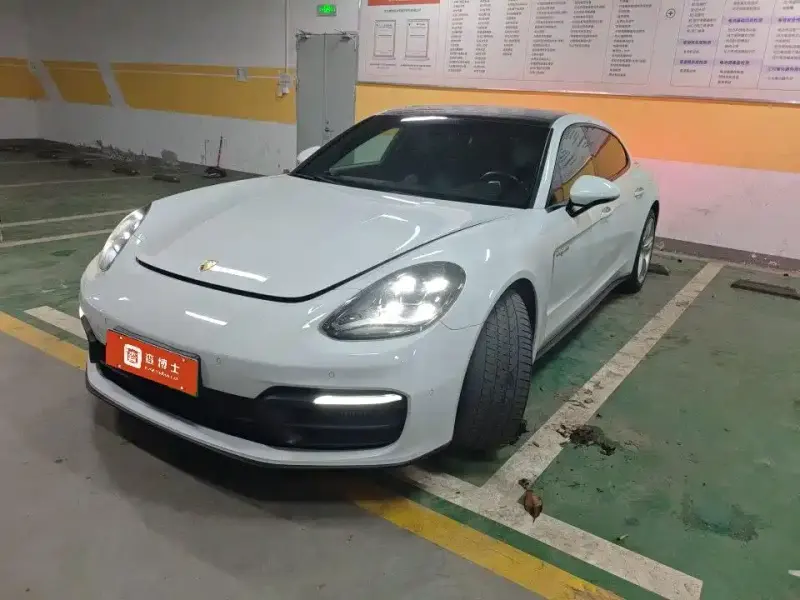 Porsche Panamera Hybrid, 2018 — фото 1