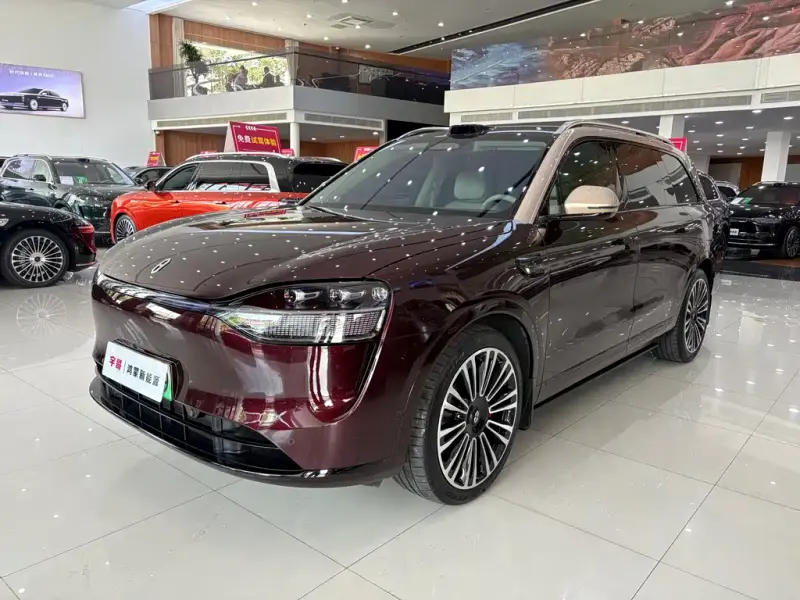 AITO M9, 2025