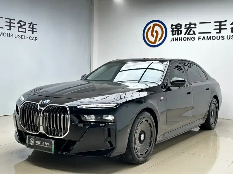 BMW i7, 2023