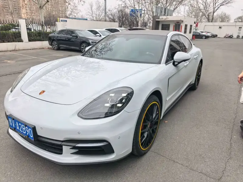 Porsche Panamera, 2020