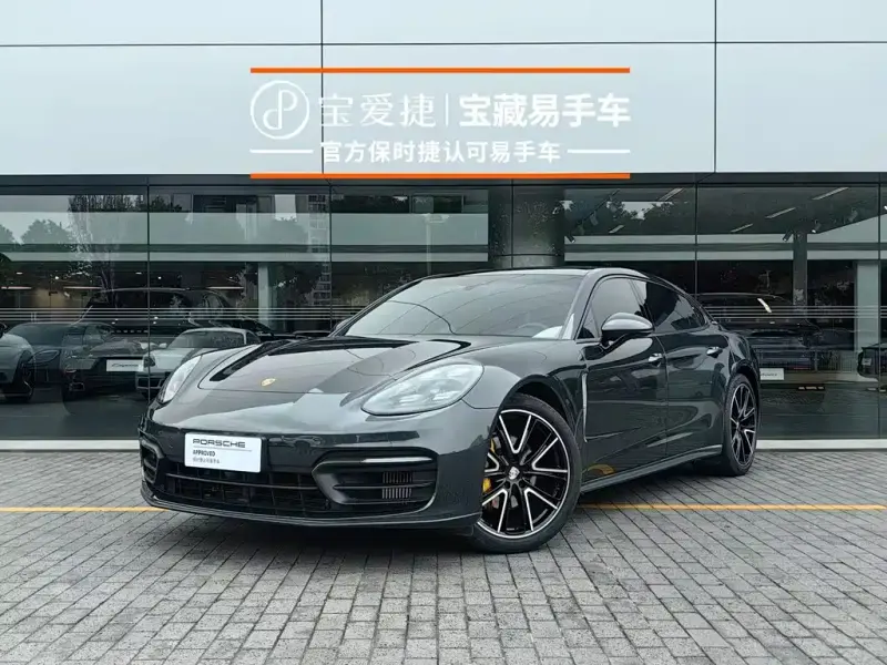 Porsche Panamera, 2022