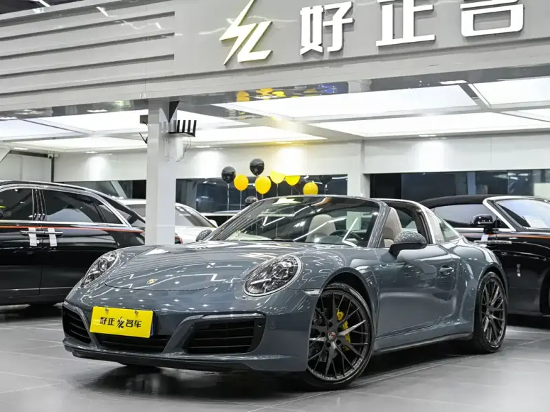 Porsche 911, 2018