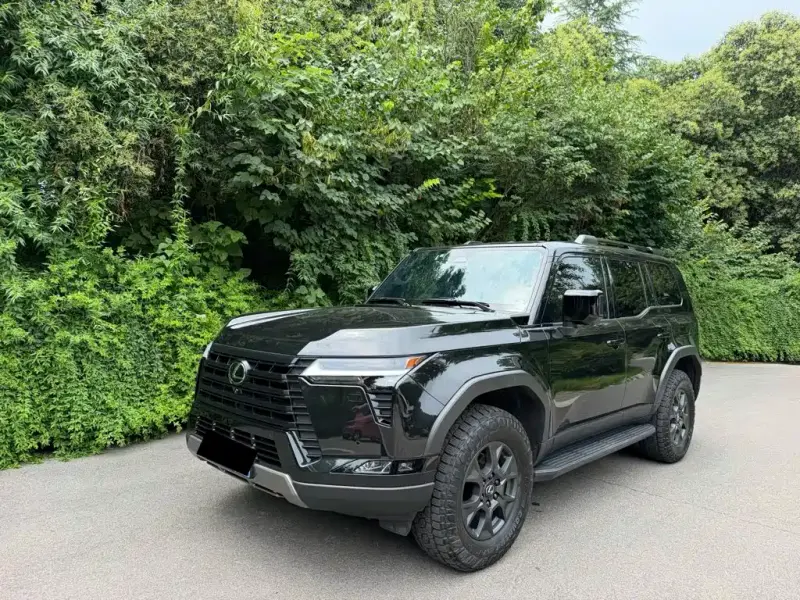 Lexus GX, 2025